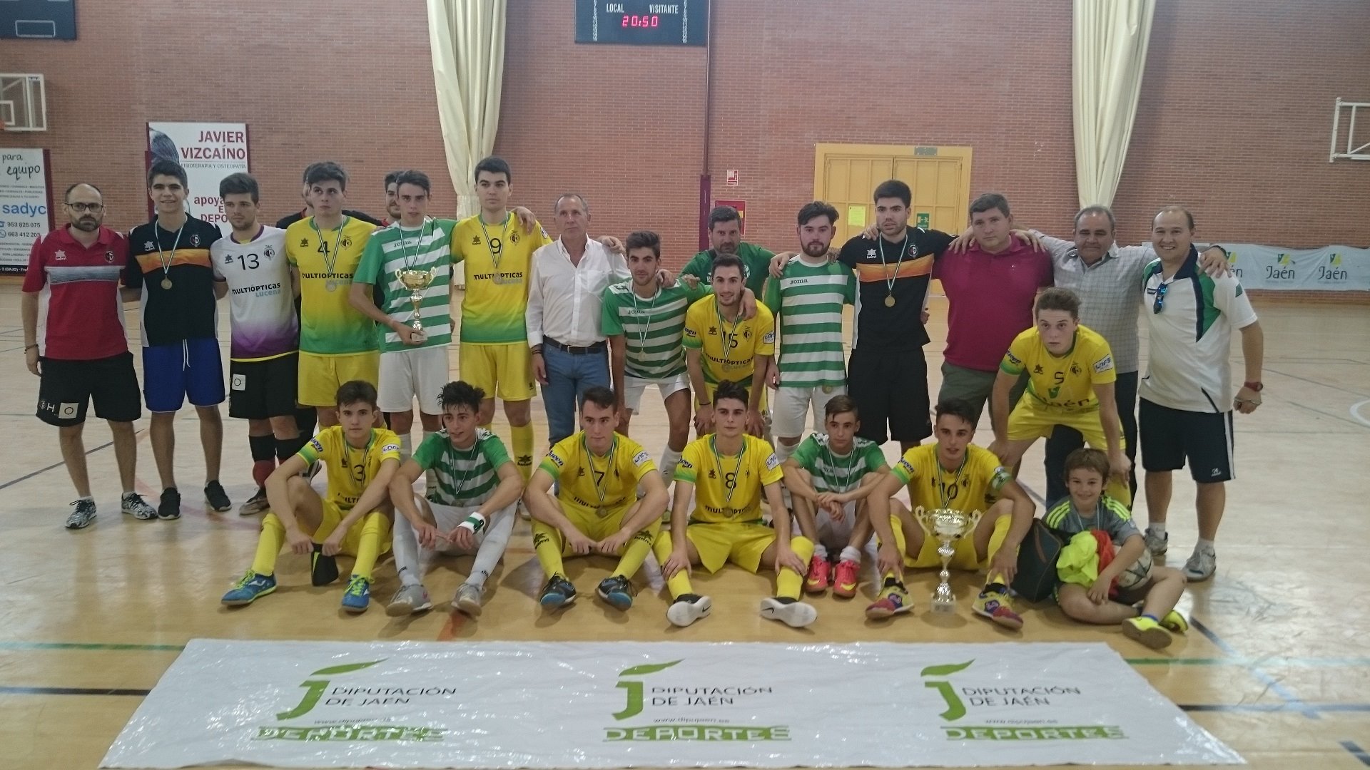 Equipo Juvenil A ganador de la Copa Diputación ante el Bélmez Atlético